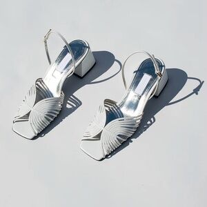 Suzanne Rae 70s Slingback Heels